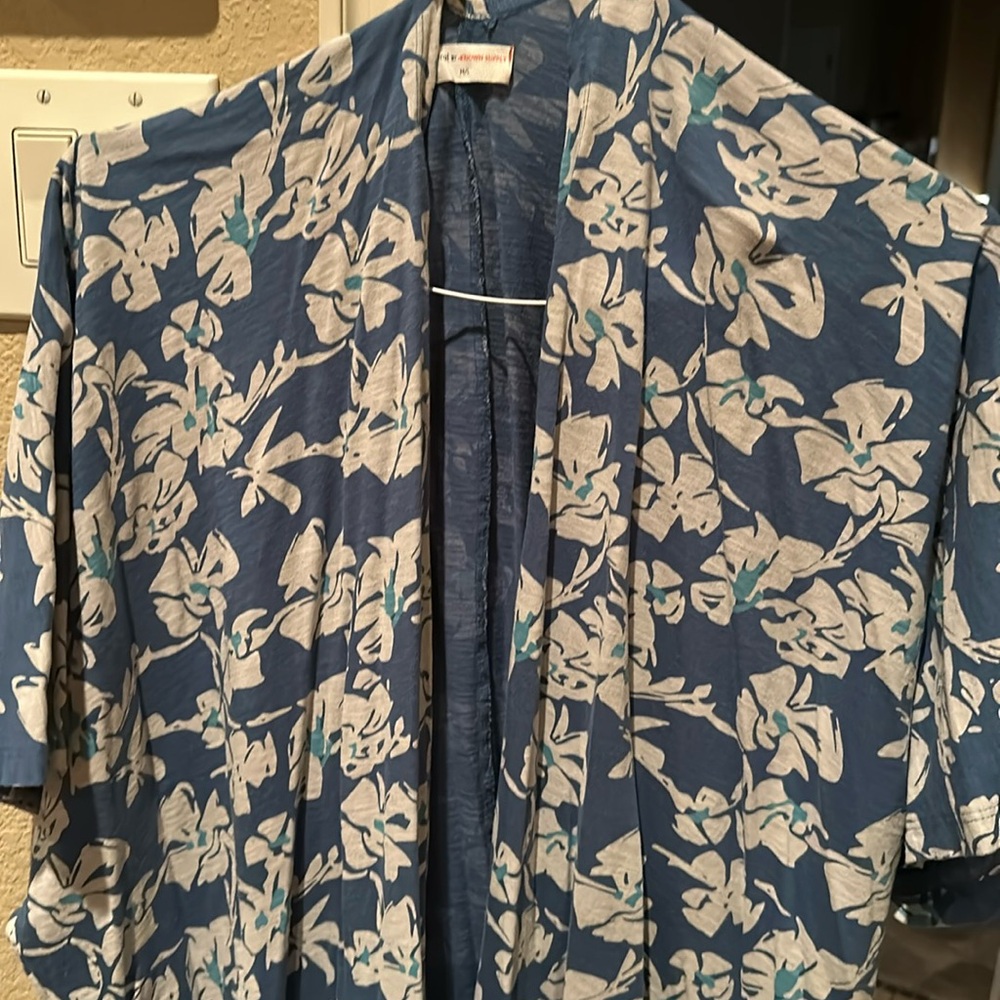 Short Kimono Style Robe
